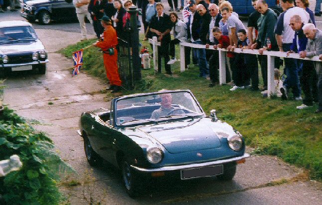 Brian on the Brooklands Test Hill - Autumn Autoitalia 2002